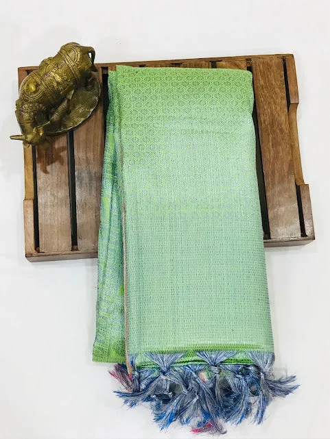 Delightful Light Green Color Art Silk With Contrast Border Unique Design Saree For Women