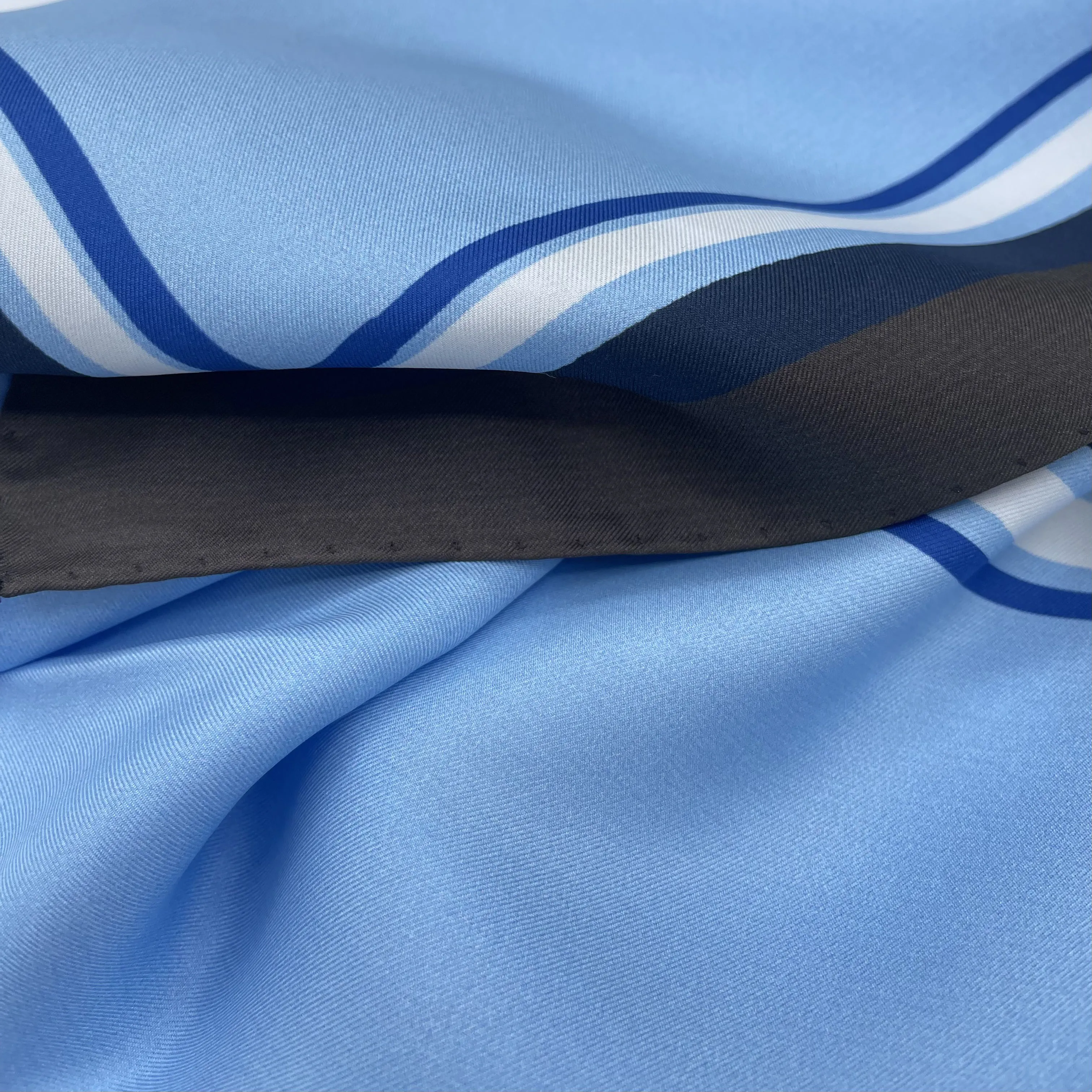 LIGHT BLUE NECKERCHIEF CLASSIC DESIGN