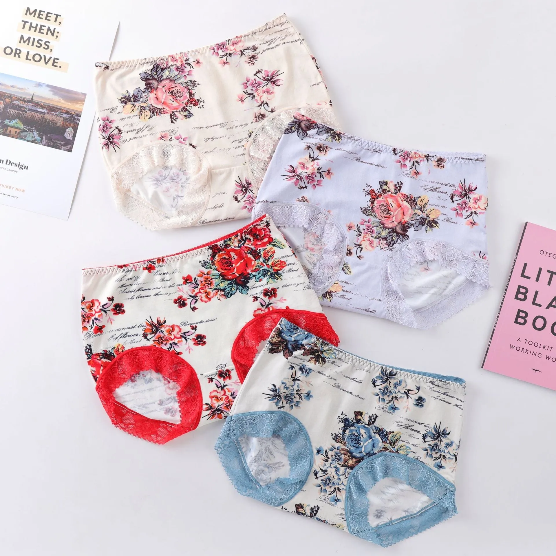 Stretch Breathable Printed Lace Edge Gynecological Panties